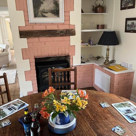 Field Cottage Whittlesey Bagian luar foto
