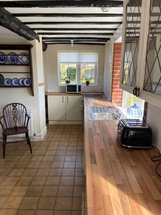 Field Cottage Whittlesey Bagian luar foto