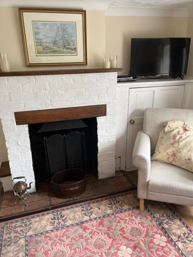 Field Cottage Whittlesey Bagian luar foto