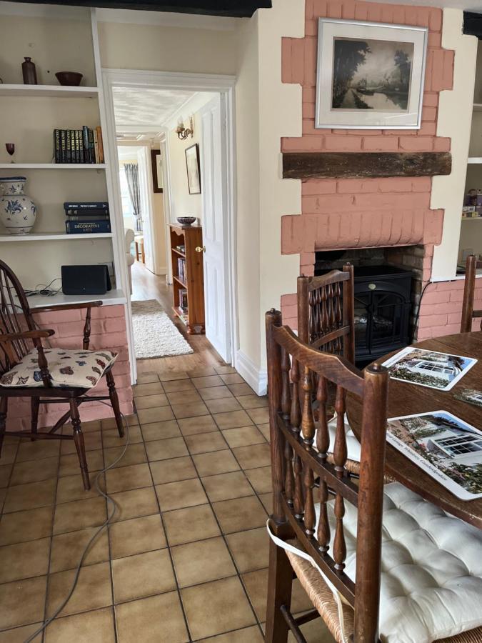 Field Cottage Whittlesey Bagian luar foto
