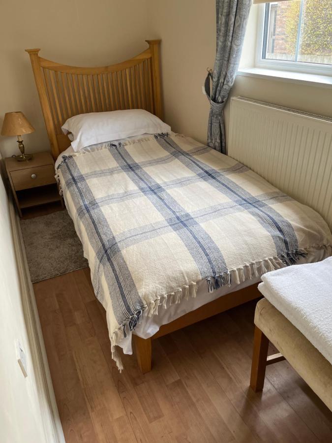 Field Cottage Whittlesey Bagian luar foto