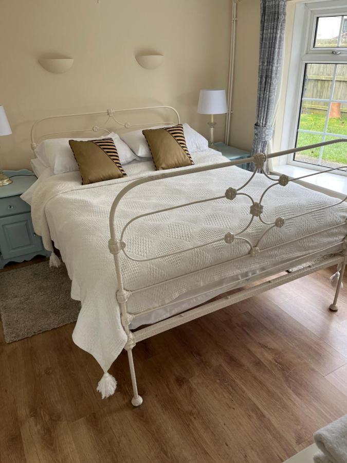 Field Cottage Whittlesey Bagian luar foto